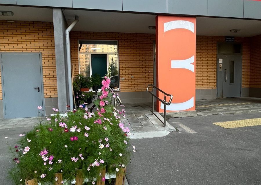 Сдаётся 2-комнатная квартира, 56.1 м²