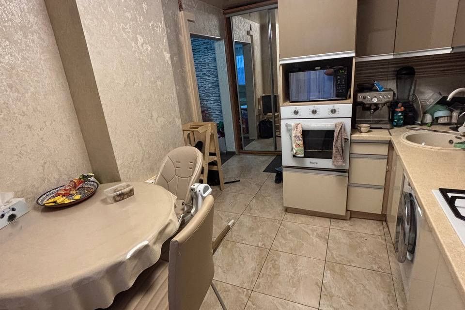 Продаётся 3-комнатная квартира, 80 м²
