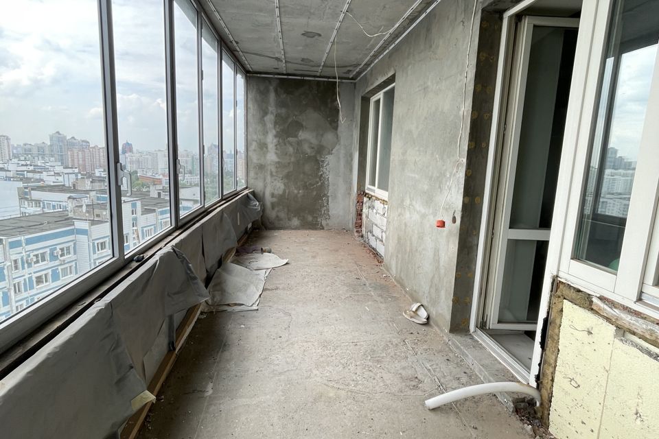 Продаётся 2-комнатная квартира, 101.6 м²