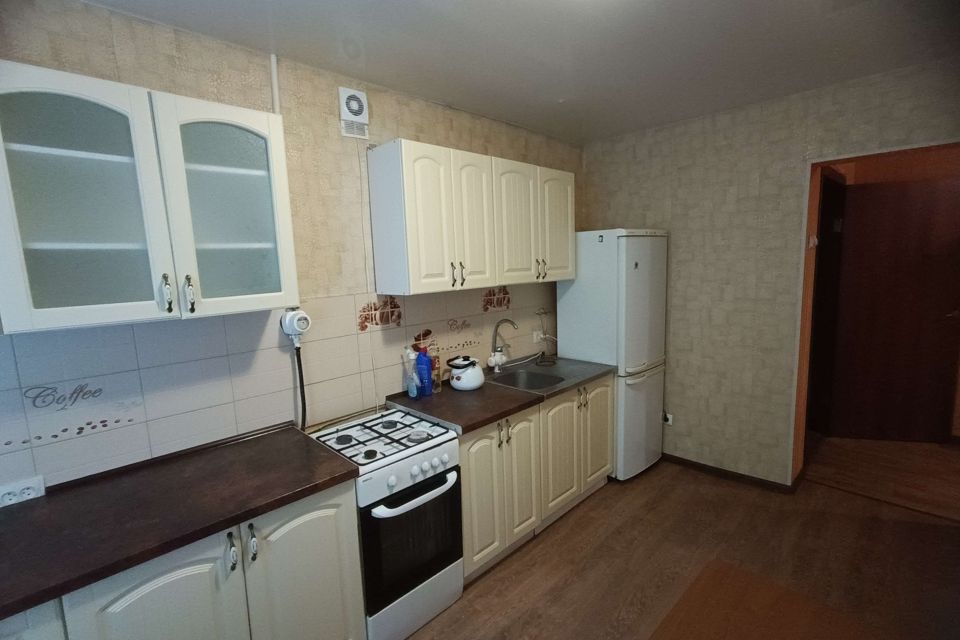 Продаётся 3-комнатная квартира, 70 м²