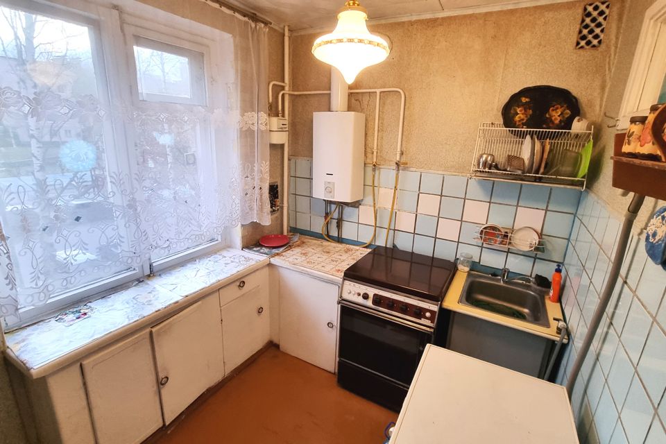 Продаётся 3-комнатная квартира, 52.7 м²