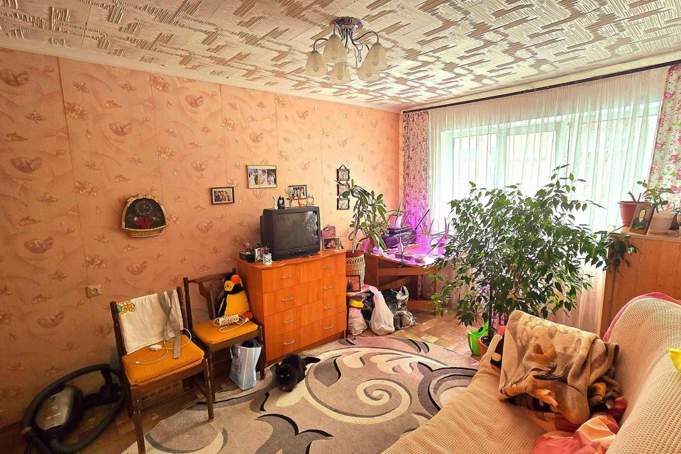 Продаётся 3-комнатная квартира, 59.7 м²