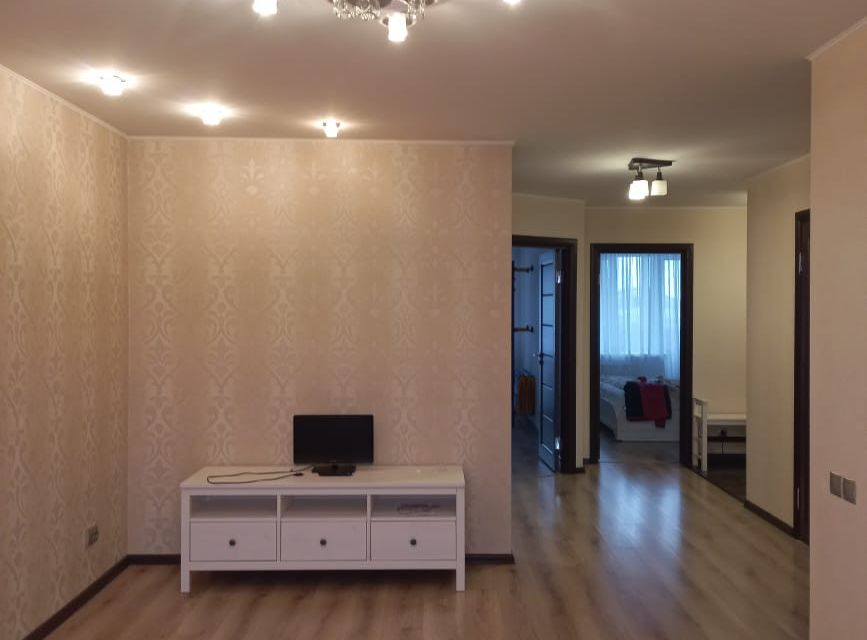 Продаётся 3-комнатная квартира, 77.3 м²
