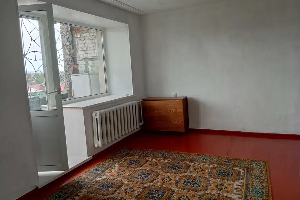 Продаётся 4-комнатная квартира, 75 м²