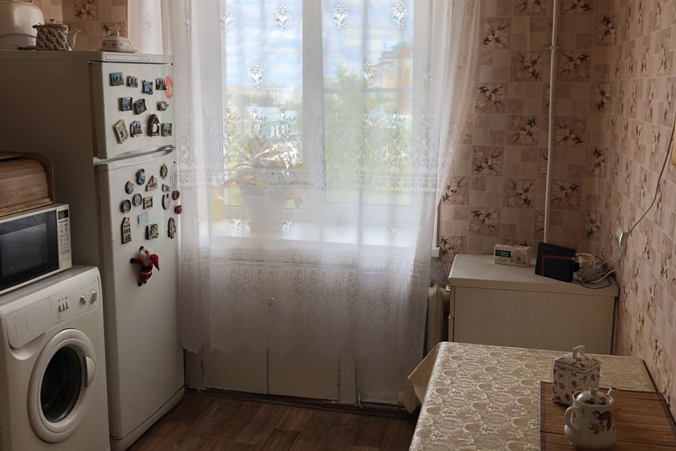 Продаётся 4-комнатная квартира, 72.9 м²