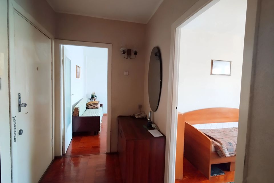 Продаётся 3-комнатная квартира, 54.3 м²
