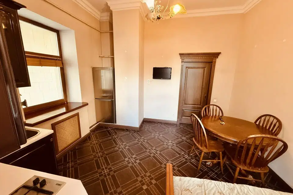Продаётся 1-комнатная квартира, 53.4 м²
