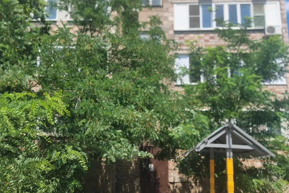 Продаётся 3-комнатная квартира, 69 м²