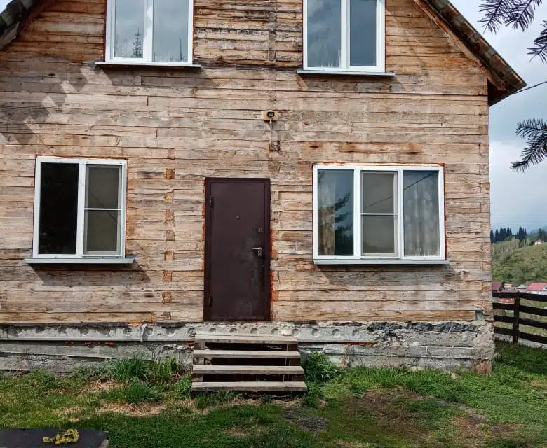 Продаётся 2-этажный дом, 105 м²