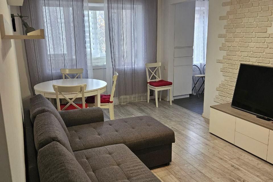 Продаётся 3-комнатная квартира, 59 м²