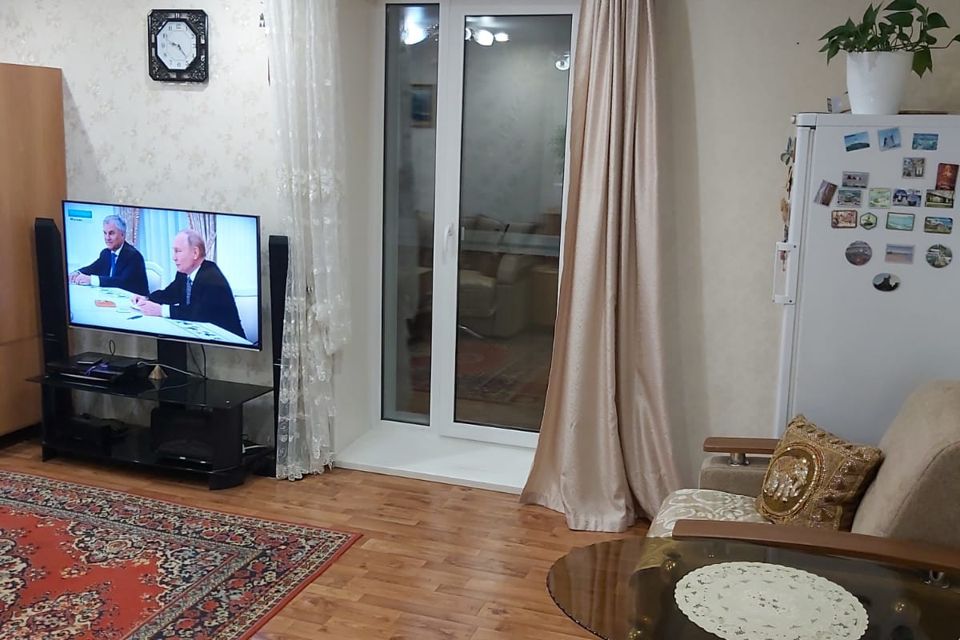 Продаётся 3-комнатная квартира, 70.4 м²