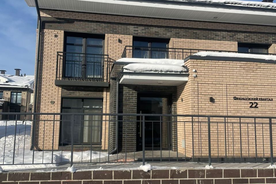 Продаётся 5-комнатная квартира, 144 м²