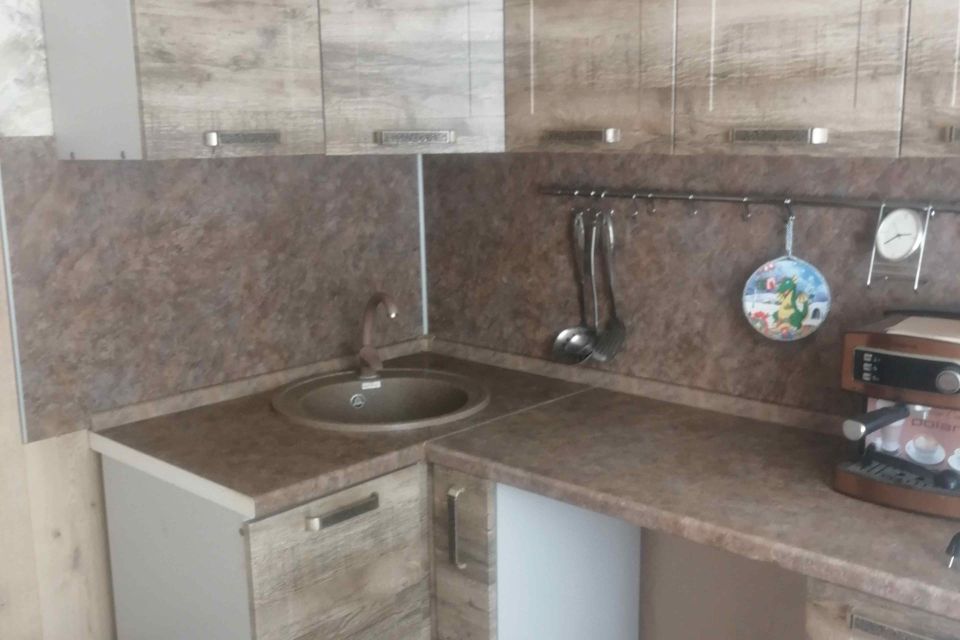 Продаётся 3-комнатная квартира, 63.5 м²
