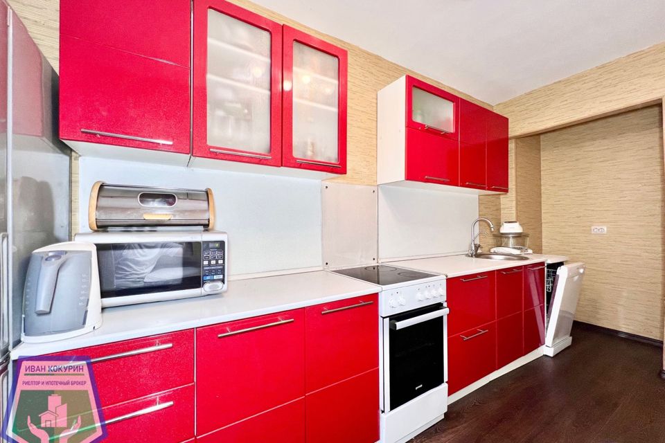 Сдаётся 4-комнатная квартира, 72.6 м²