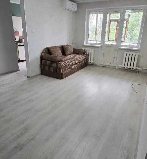 Продаётся 3-комнатная квартира, 59 м²