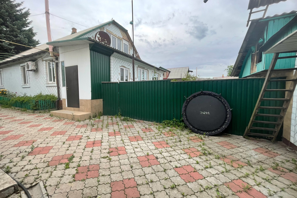 Продаётся 2-этажный дом, 120 м²