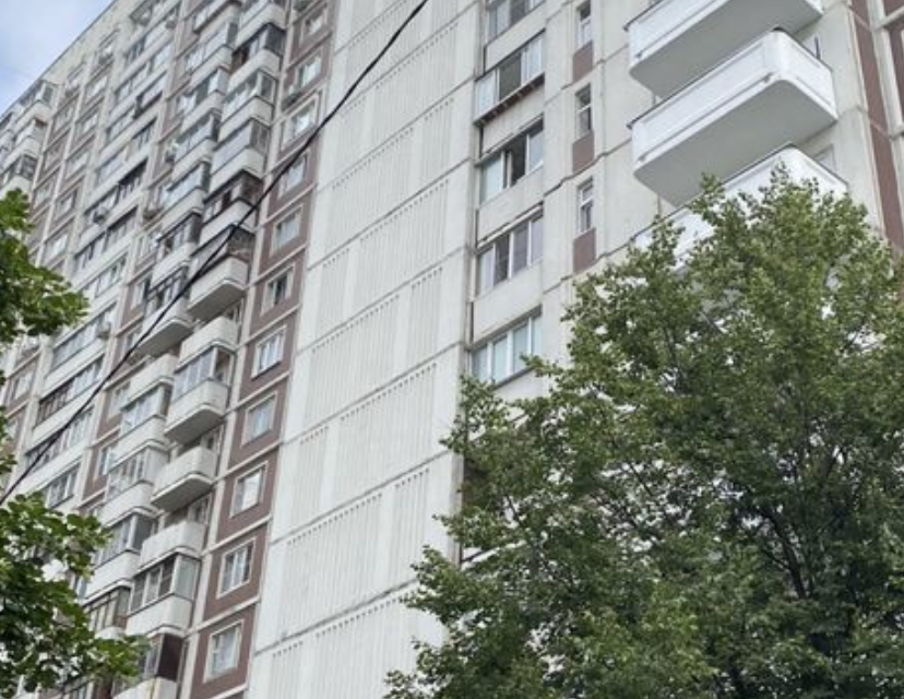 Продаётся 4-комнатная квартира, 99.6 м²