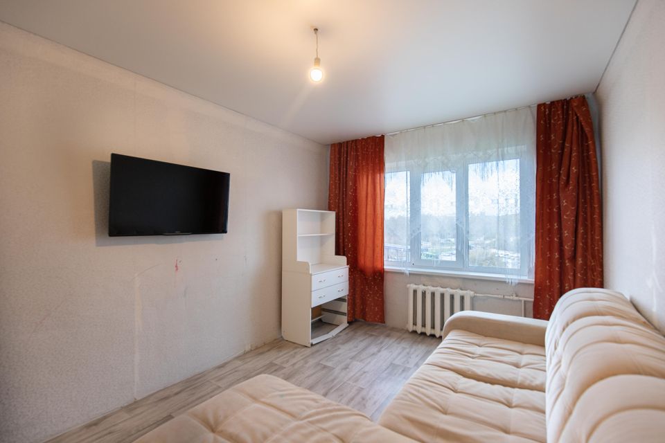 Продаётся 4-комнатная квартира, 67.6 м²