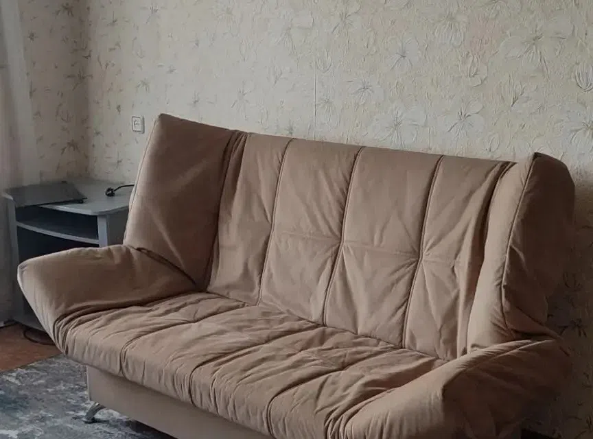 Сдаётся 2-комнатная квартира, 65 м²