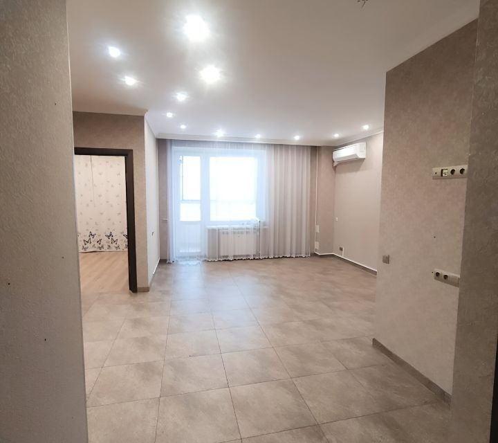 Продаётся 2-комнатная квартира, 73.6 м²