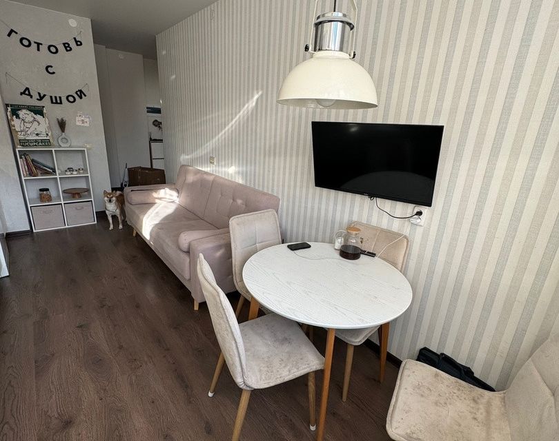 Продаётся 1-комнатная квартира, 43 м²