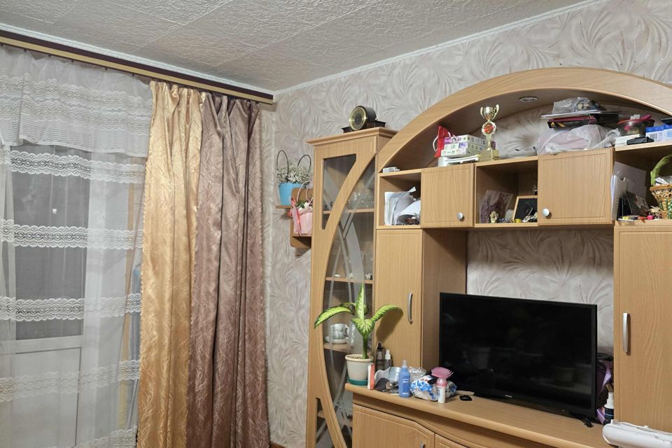 Продаётся 3-комнатная квартира, 67.8 м²