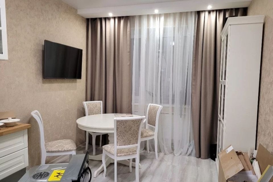 Продаётся 2-комнатная квартира, 42.3 м²