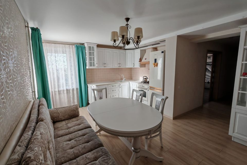 Продаётся 3-комнатная квартира, 79.4 м²
