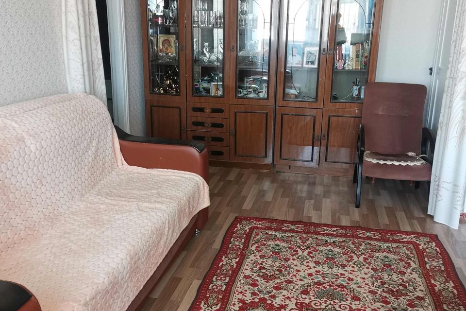 Продаётся 2-комнатная квартира, 41.8 м²