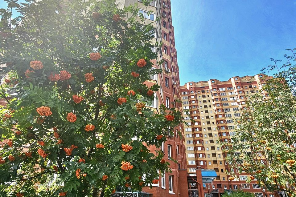 Продаётся 2-комнатная квартира, 69.7 м²