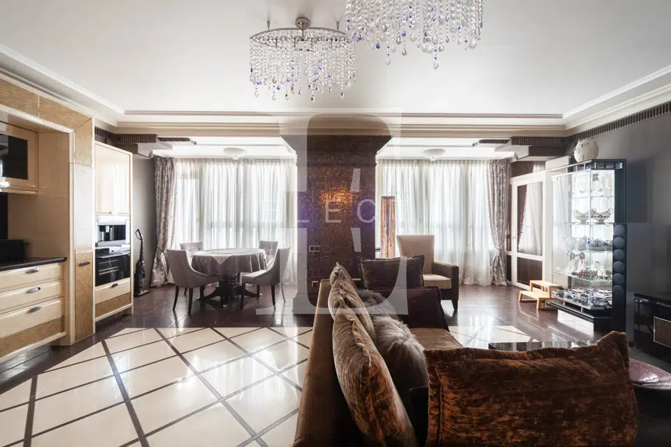 Продаётся 3-комнатная квартира, 109.1 м²