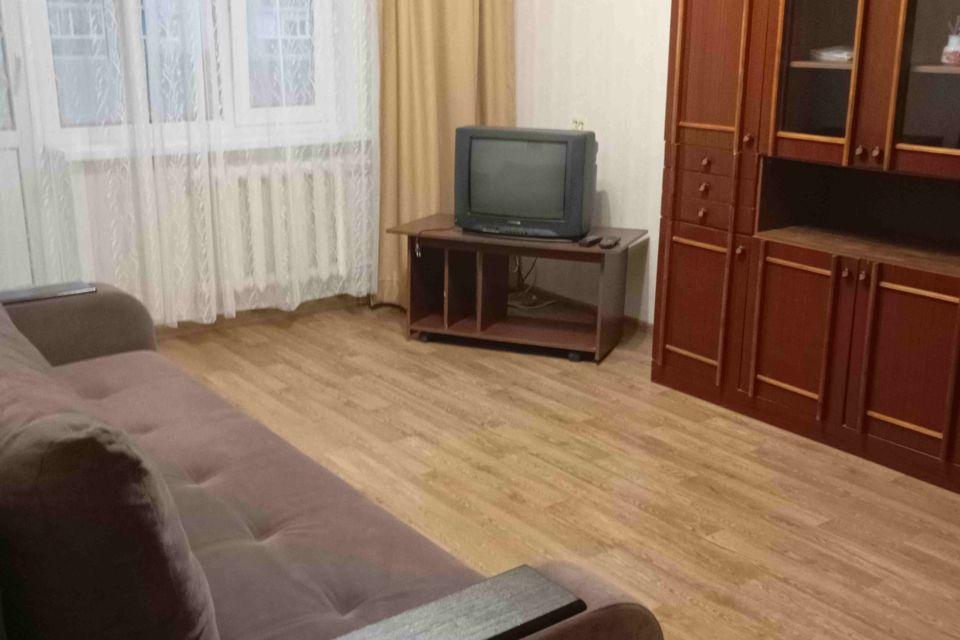 Продаётся 1-комнатная квартира, 38.2 м²