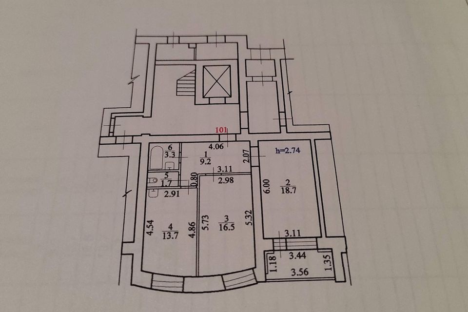 Продаётся 2-комнатная квартира, 65 м²