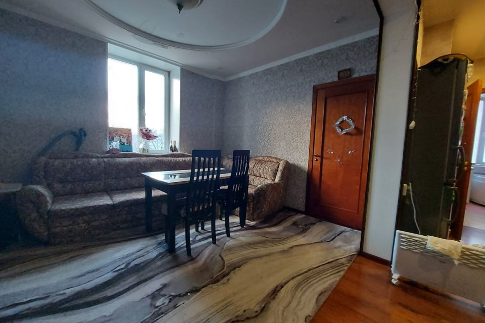 Продаётся 3-комнатная квартира, 63 м²