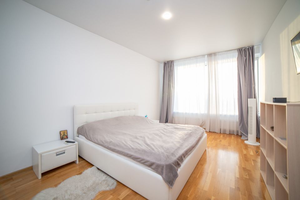 Продаётся 2-комнатная квартира, 82.9 м²