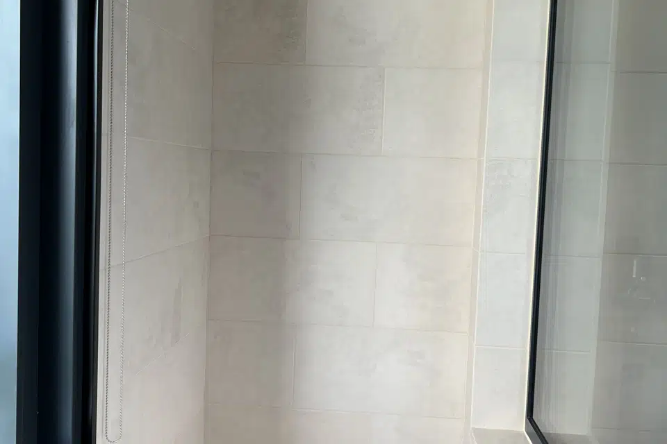Продаётся 1-комнатная квартира, 43 м²