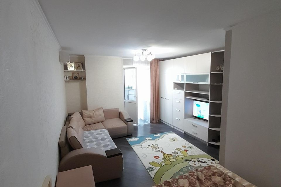 Продаётся 1-комнатная квартира, 40 м²