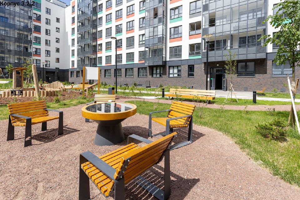 Продаётся 2-комнатная квартира, 81 м²