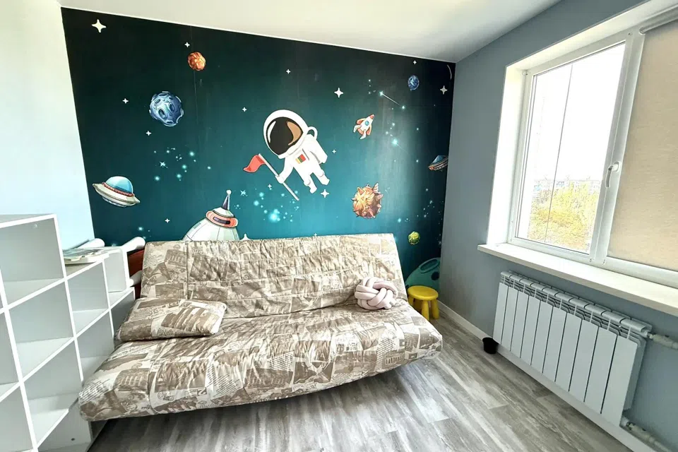 Продаётся 3-комнатная квартира, 58.2 м²