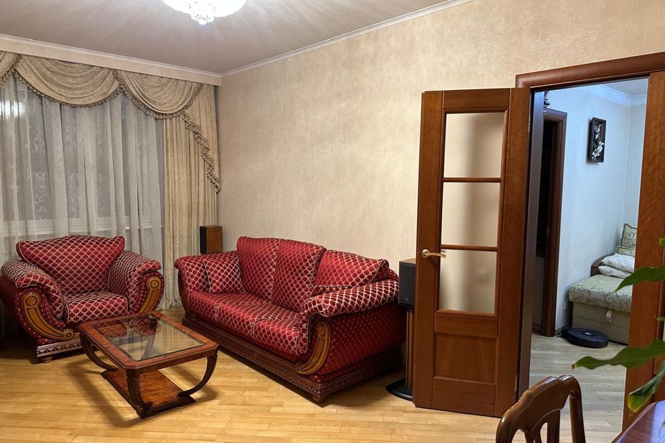 Продаётся 3-комнатная квартира, 76.1 м²