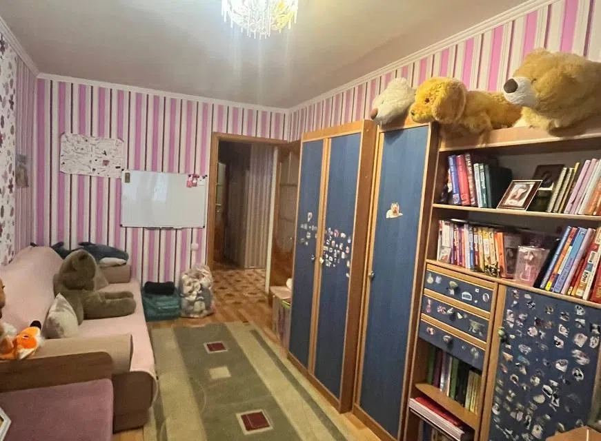 Продаётся 3-комнатная квартира, 63 м²