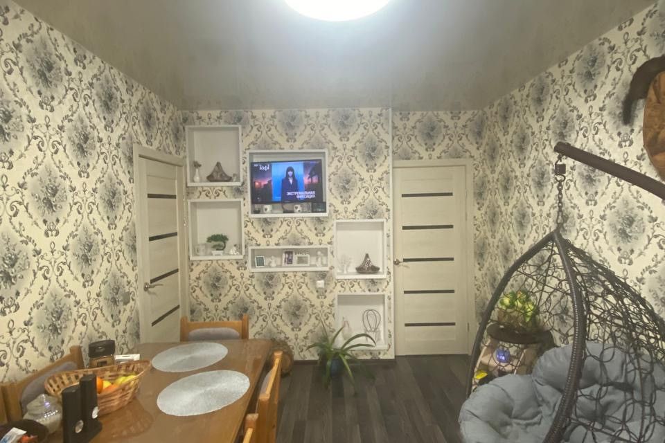 Продаётся 5-комнатная квартира, 103 м²