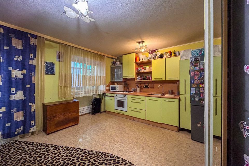 Продаётся 3-комнатная квартира, 61.1 м²