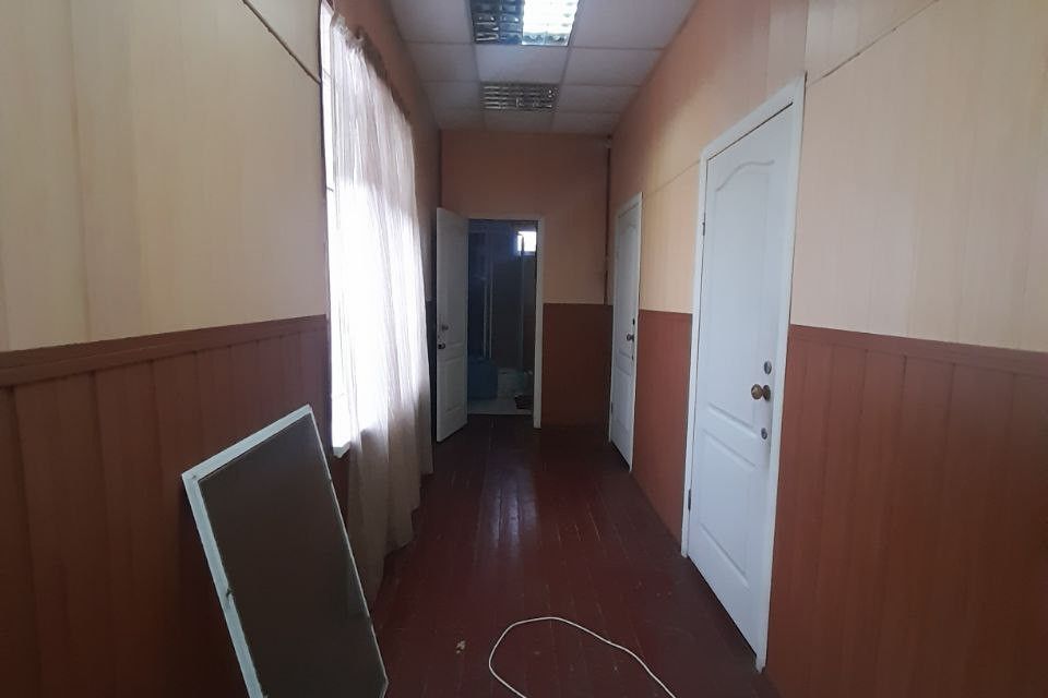 Продаётся 1-этажный дом, 200 м²