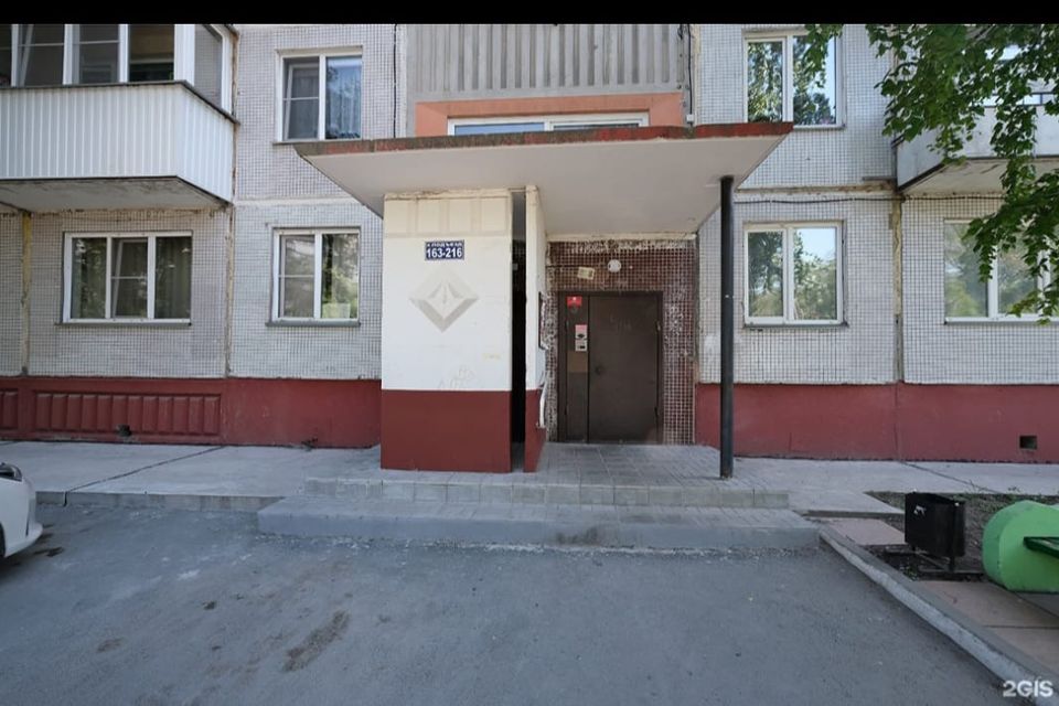 Продаётся 2-комнатная квартира, 42.9 м²