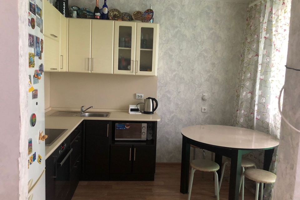 Продаётся 1-комнатная квартира, 32 м²