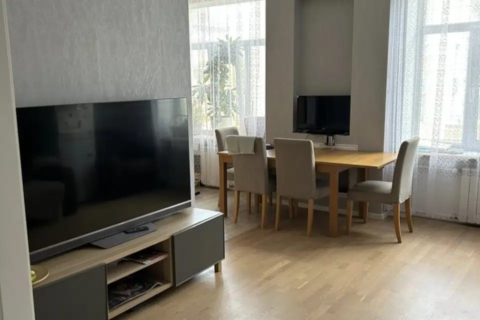 Продаётся 2-комнатная квартира, 78.6 м²