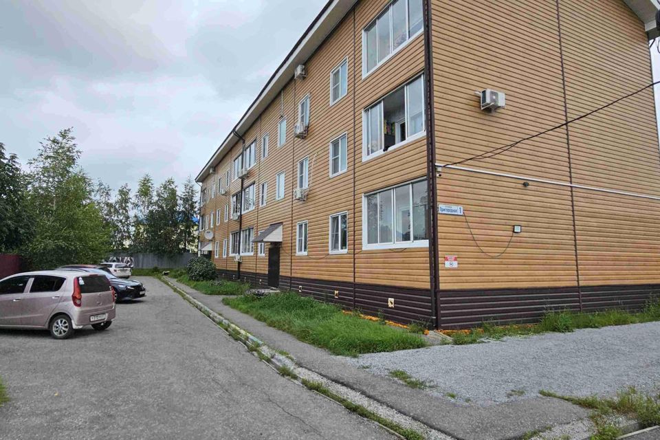 Продаётся 4-комнатная квартира, 115 м²