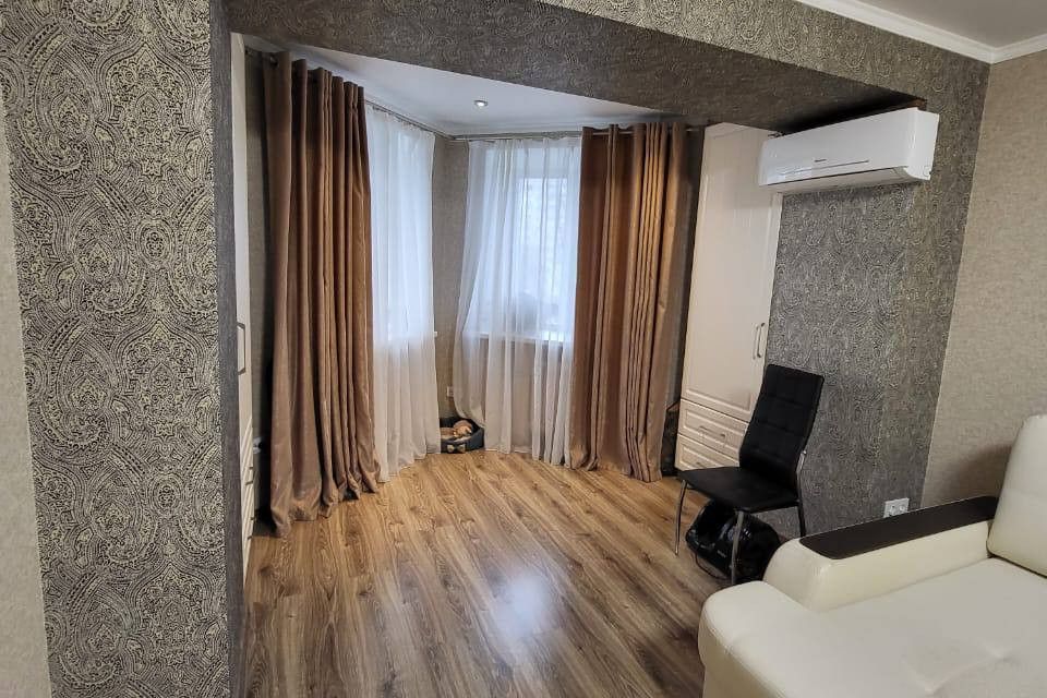 Продаётся 2-комнатная квартира, 63.9 м²