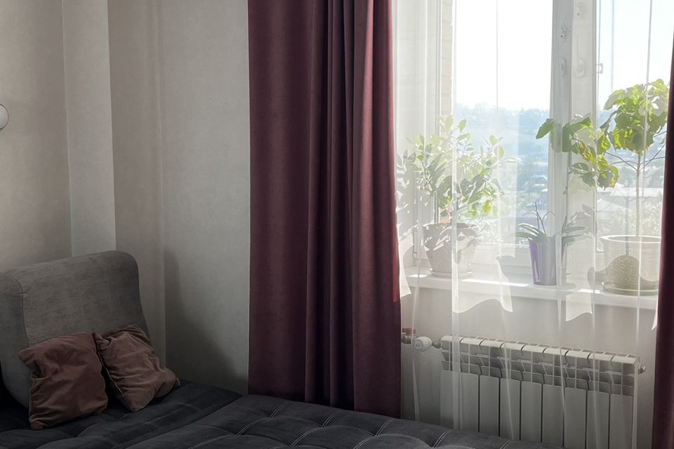 Продаётся 1-комнатная квартира, 41.9 м²